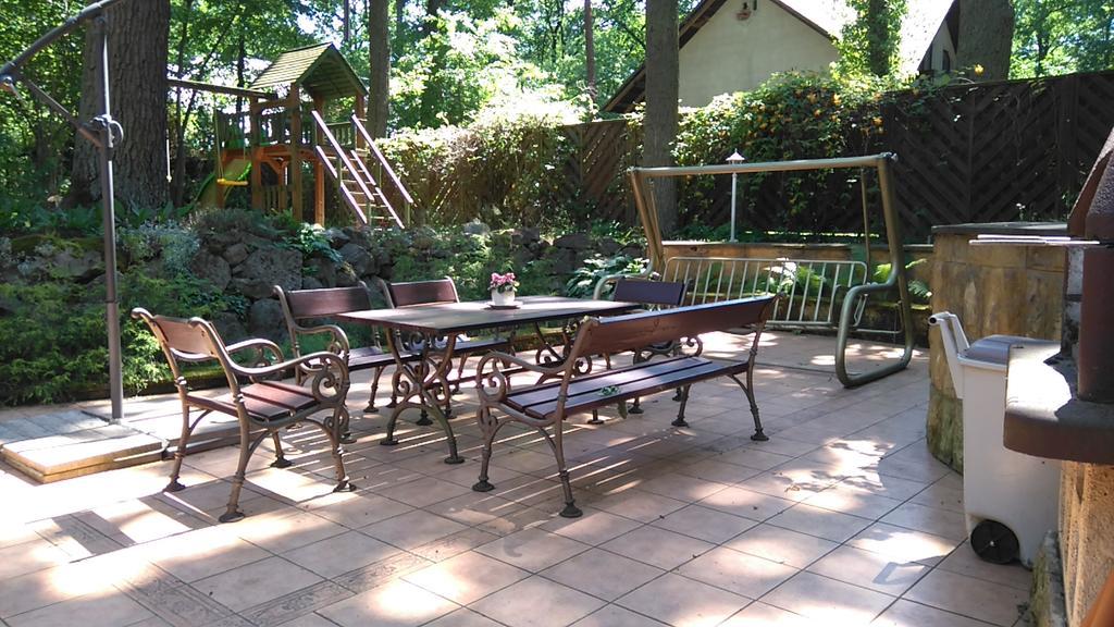Villa Podkowa Podkowa Leśna Buitenkant foto