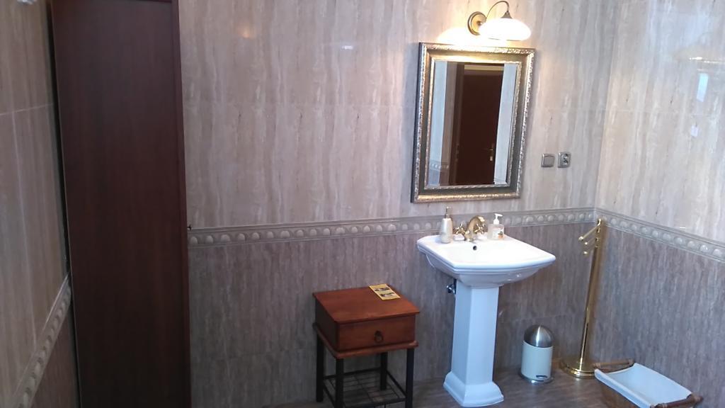 Villa Podkowa Podkowa Leśna Buitenkant foto